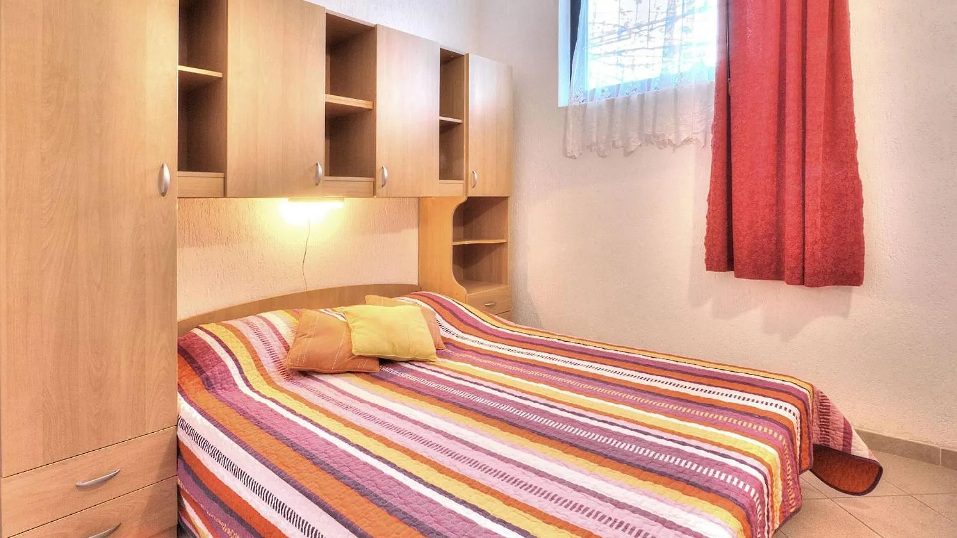 Apartments Grozdana 바슈카 3*,  크로아티아