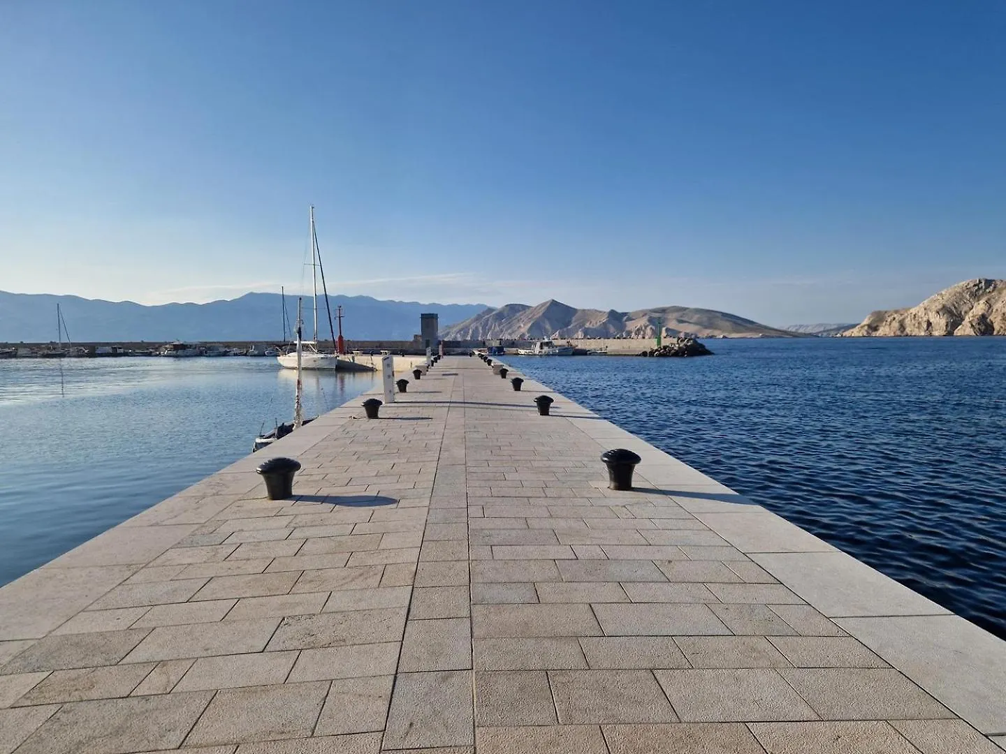 Guest house Apartments Grozdana Baska