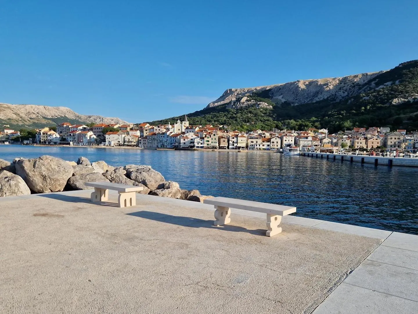 Apartments Grozdana Baska  3*, Baska (Krk) Croatia